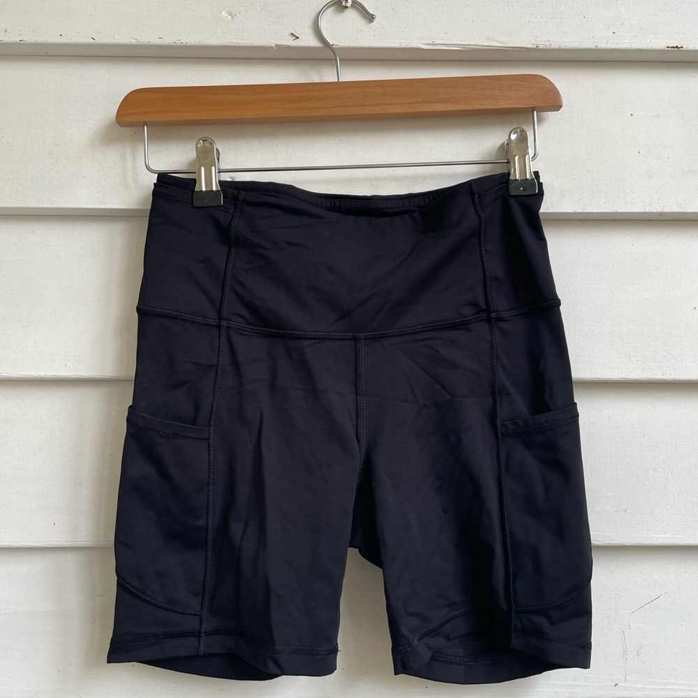 Lululemon bike shorts